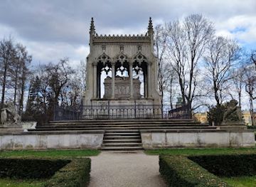 poland/kuyavia/landmark/potocki-mausoleum