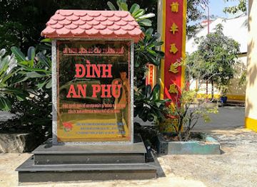 vietnam/central-highlands/landmark/dinh-phu