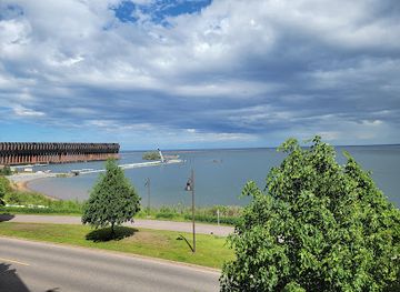 michigan/marquette/landmark/founders-landing