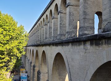 france/languedoc/landmark/aqueduc-saint-clement