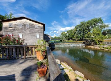 kentucky/eastern-mountain-coal-fields/landmark/loretta-lynn-s-ranch-tours-museum-events-concerts