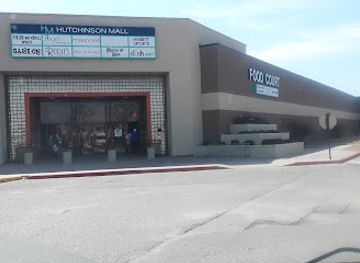 kansas/hutchinson/landmark/b-b-hutchinson-mall-8