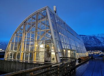 norway/tromso/tromsdalen/landmark/polaria-aquarium