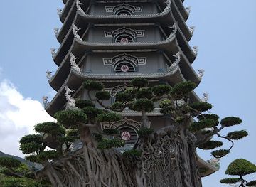 vietnam/central-highlands/landmark/chua-phap-lam