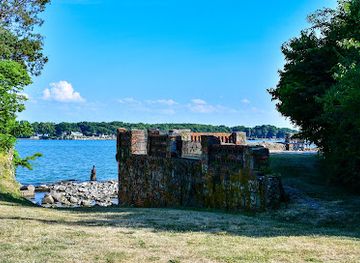 ohio/lake-erie-islands/landmark/middle-bass-island-state-park