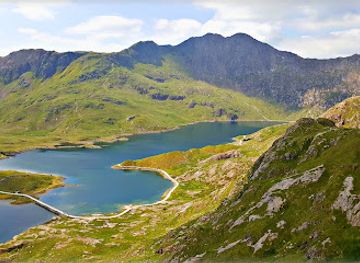 united-kingdom/snowdonia-national-park/landmark/walk-snowdonia