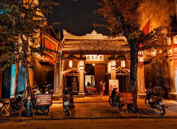 vietnam/hanoi/landmark/hang-bac-temple