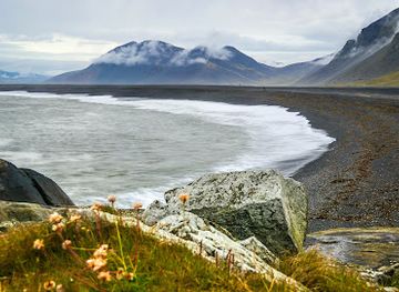 iceland/east-fjords/landmark/hvalnes-nature-reserve-beach