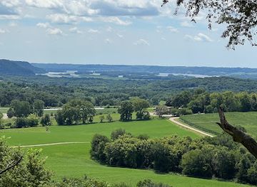 illinois/galena-territory/landmark/horseshoe-mound-preserve