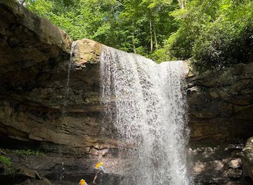 pennsylvania/ohiopyle-state-park/landmark/laurel-highlands-river-tours-and-outdoor-center