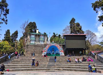 india/darjeeling/chowrasta/landmark/darjeeling-mall