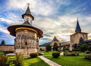 ukraine/bukovina/landmark/sucevita-monastery