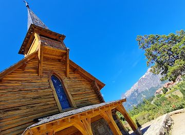 argentina/san-carlos-de-bariloche/llao-llao/landmark/parroquia-san-eduardo