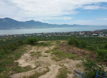 indonesia/central-sulawesi/landmark/stq-roundabout