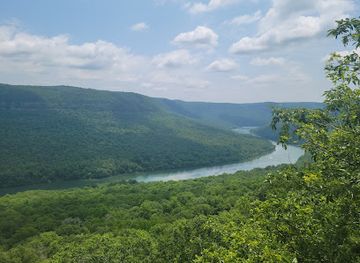 tennessee/sequatchie-valley/landmark/prentice-cooper-state-forest-trailhead-parking