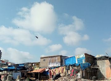 india/mumbai/andheri/landmark/versova-beach