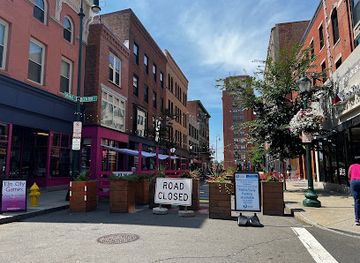 connecticut/central-connecticut/landmark/ninth-square-historic-district