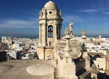 spain/cadiz/landmark/torre-de-poniente
