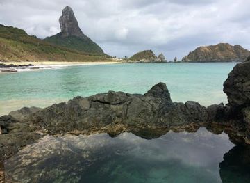 brazil/northeast-region/landmark/buraco-do-galego-piscina-natural-fnoronha