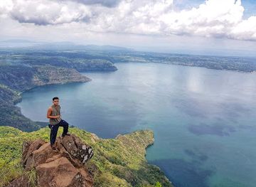 philippines/taal-volcano/landmark/mount-macolod