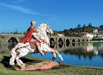 portugal/ponte-de-lima/landmark/ponte-romano-gotica-de-ponte-de-lima