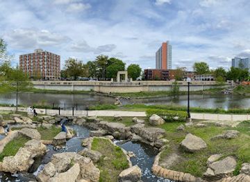 illinois/champaign/landmark/boneyard-creek-second-street-basin
