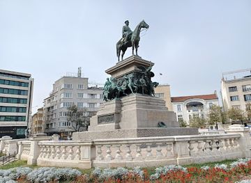bulgaria/northeast-bulgaria/landmark/monument-to-the-tsar-liberator