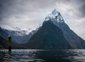 new-zealand/milford-sound/landmark/milford-sound-observation-deck