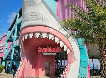 mississippi/biloxi/landmark/sharkheads