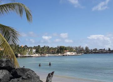 trinidad-and-tobago/pigeon-point/landmark/pirates-island-bar