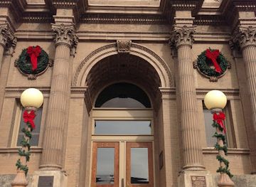 kansas/lawrence/landmark/explore-lawrence