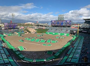 california/anaheim/anaheim-gardenwalk/landmark/angel-stadium