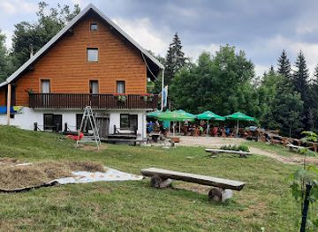 slovenia/bohinj/landmark/kosijev-dom-na-vogarju-1054-m