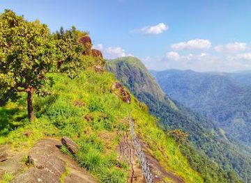 india/kerala-backwaters/landmark/nadukani-pavilion