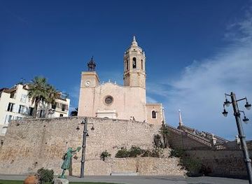 spain/barcelona/landmark/esglesia-de-sant-bartomeu-i-santa-tecla