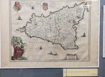 italy/catania/landmark/permanent-exhibition-of-ancient-maps-of-sicily-la-gumina-collection
