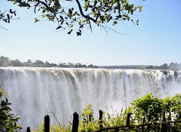 zambia/victoria-falls-area/landmark/devil-s-pool-piscina-del-diablo