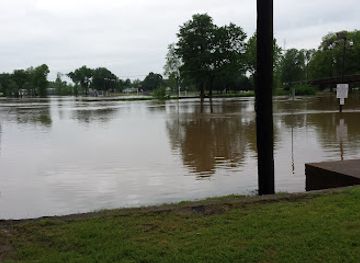 missouri/poplar-bluff/landmark/ray-clinton-park