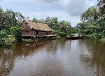 benin/ganvie-village/landmark/ganvie-tour-guide-in-benin