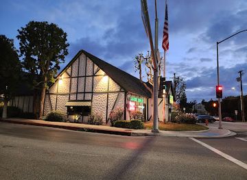 california/burbank/landmark/smoke-house-restaurant