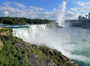 canada/niagara-falls/landmark/niagara-falls-observation-tower
