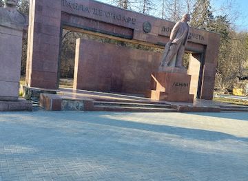 moldova/chisinau/landmark/vladimir-lenin-monument