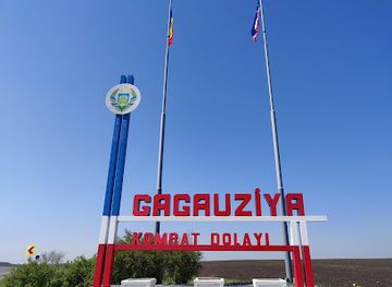 moldova/gagauzia/landmark/gagauzia-flags