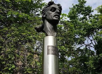 lithuania/vilnius/landmark/monument-to-frank-zappa