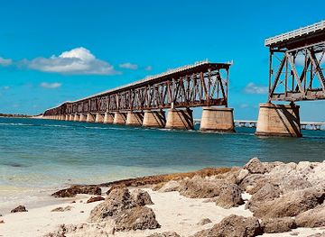 florida/florida-keys/landmark/bahia-honda-railroad-bridge