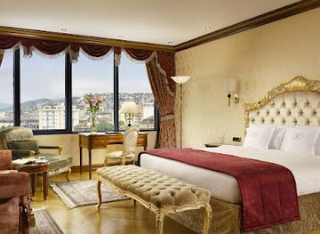 kosovo/has/landmark/swiss-diamond-hotel-prishtina