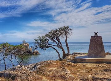 new-caledonia/canala/landmark/rocher-a-la-voile
