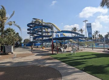 israel/holon/landmark/2000