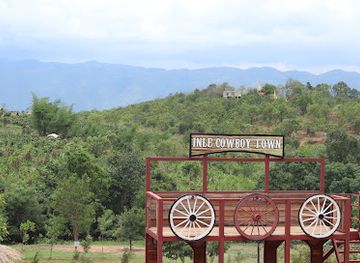myanmar-burma/inle-lake/landmark/inle-horse-club