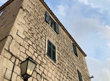 croatia/makarska/landmark/resort-gp-zgp-sarajevo